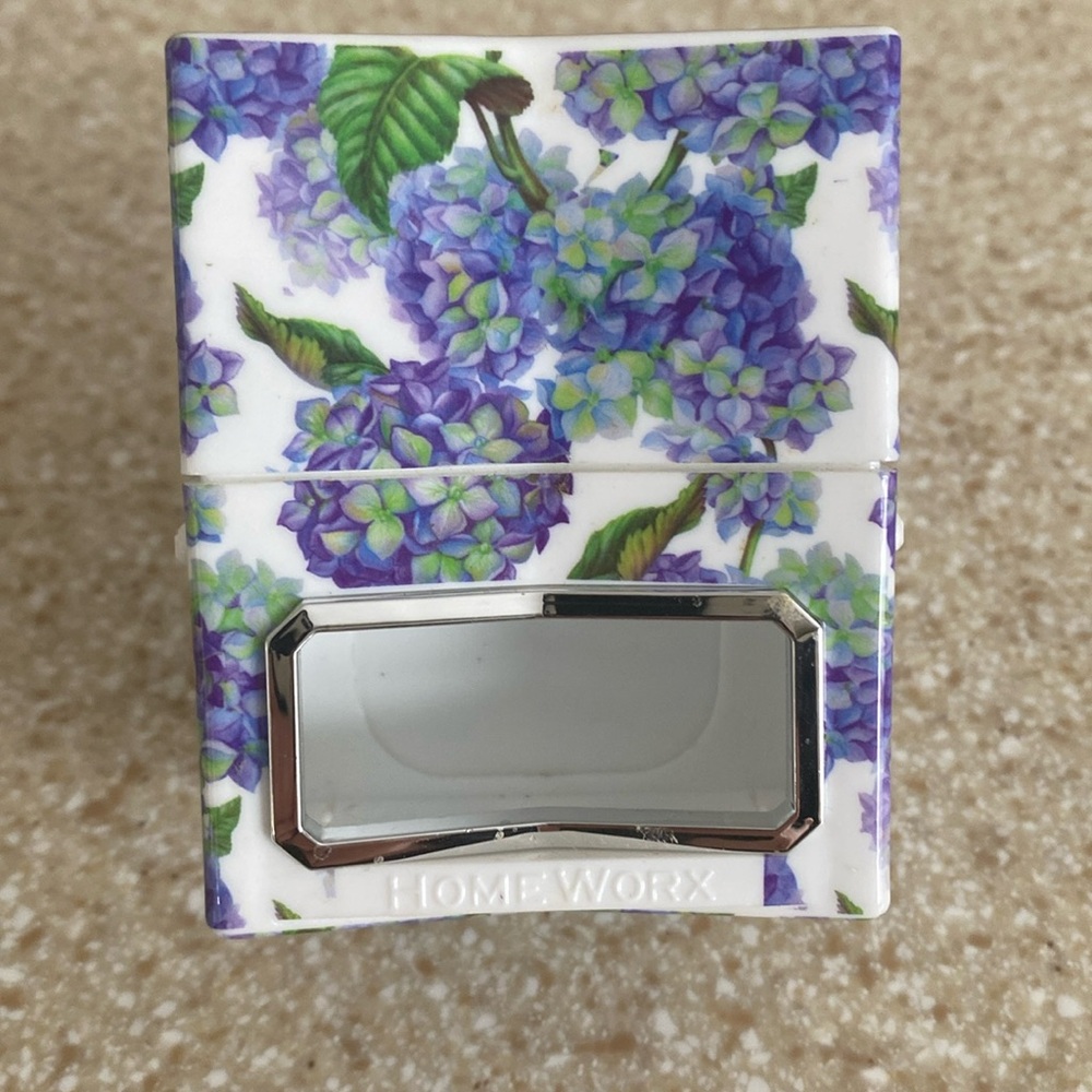 HomeWorx by Slatkin & Co Hydrangea Plug in Device